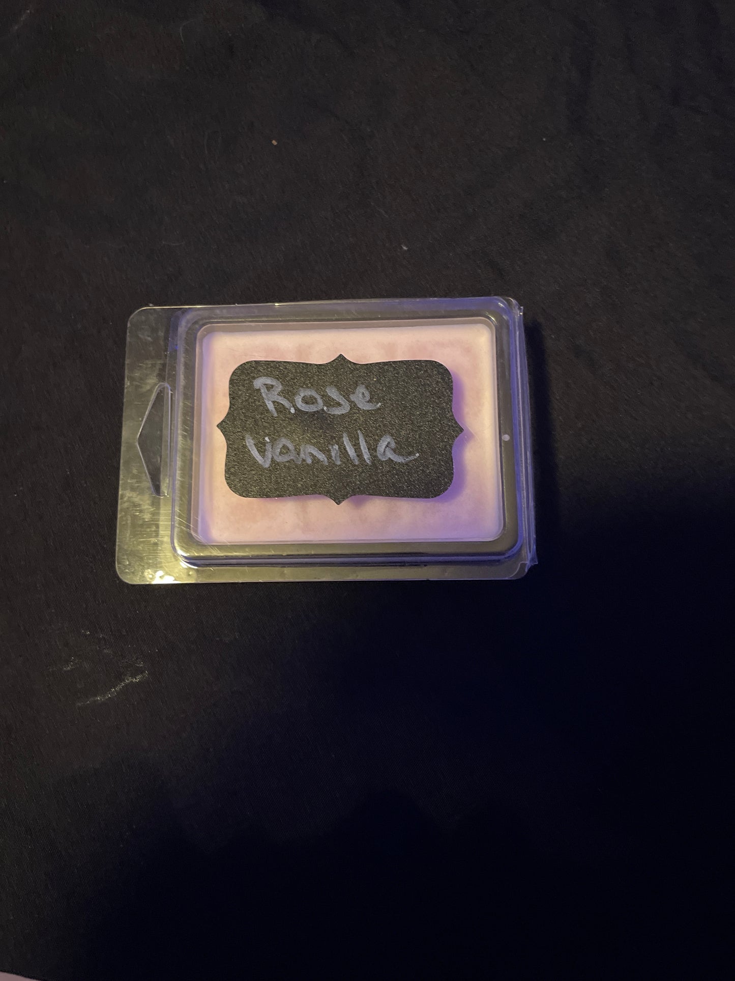 Rose and vanilla fragrance oil wax melts 6 count